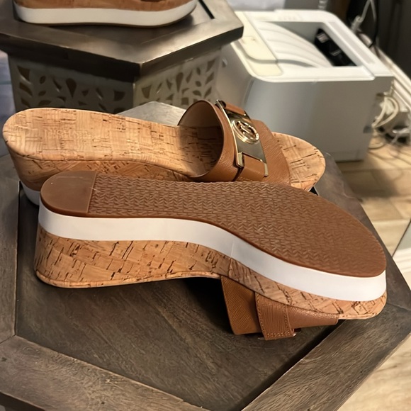 1 hour sale. Michael Kors, wedge sandals, 8.5 - Picture 7 of 8